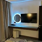 Seafront Luxury Apartment *