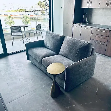 Seafront Luxury דירה *