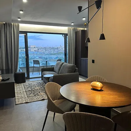 Seafront Luxury * Gzira